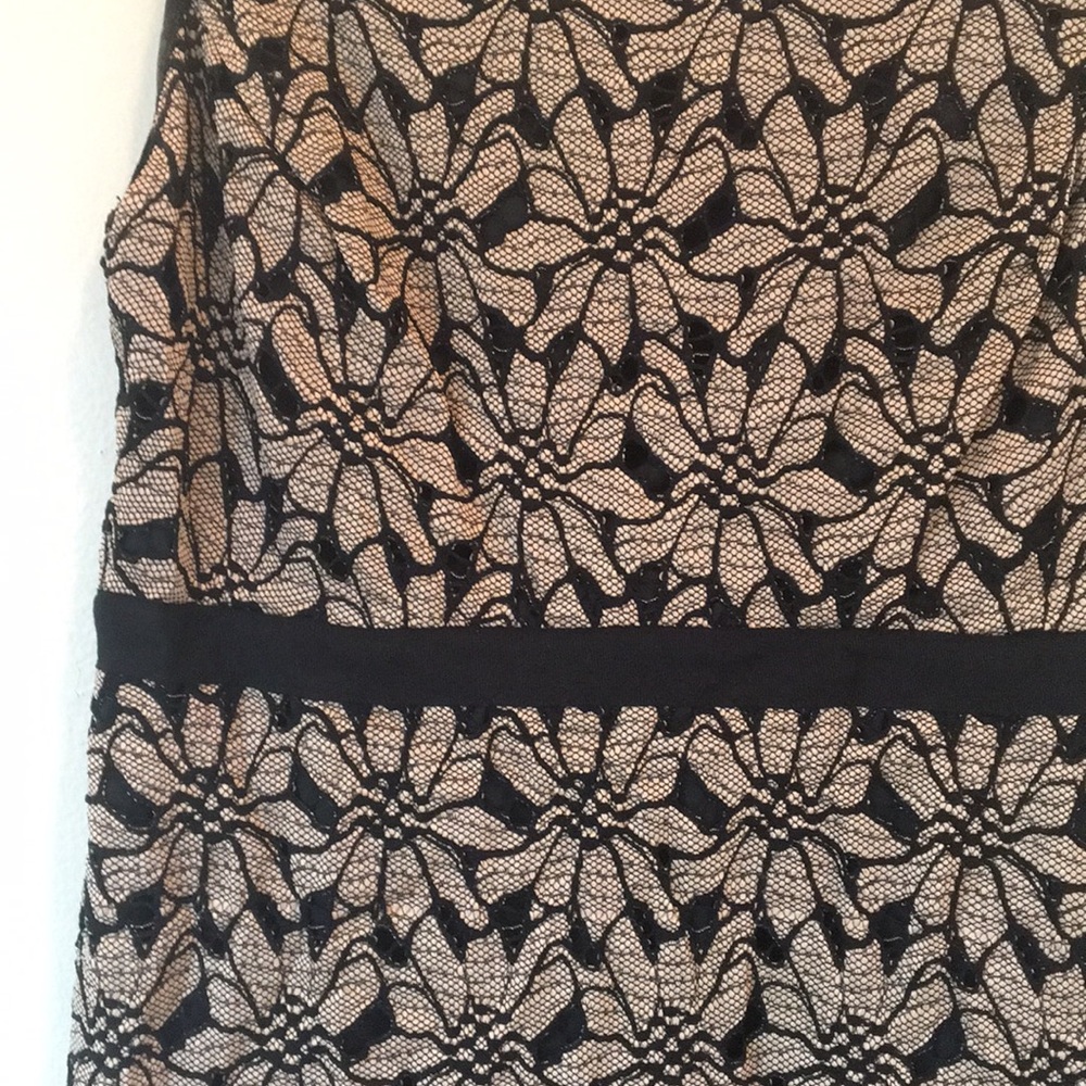 Nordstrom Rack Floral Printed Shell Dress - Picture 2 of 5